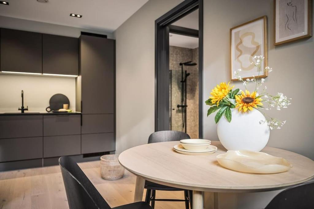 Stay L Luxurious Hideaway In Centrum Bergen Exteriör bild